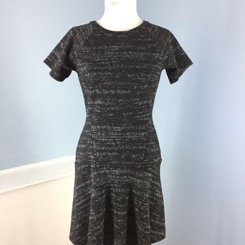 Loft Women's Black and Grey Casual-dresses